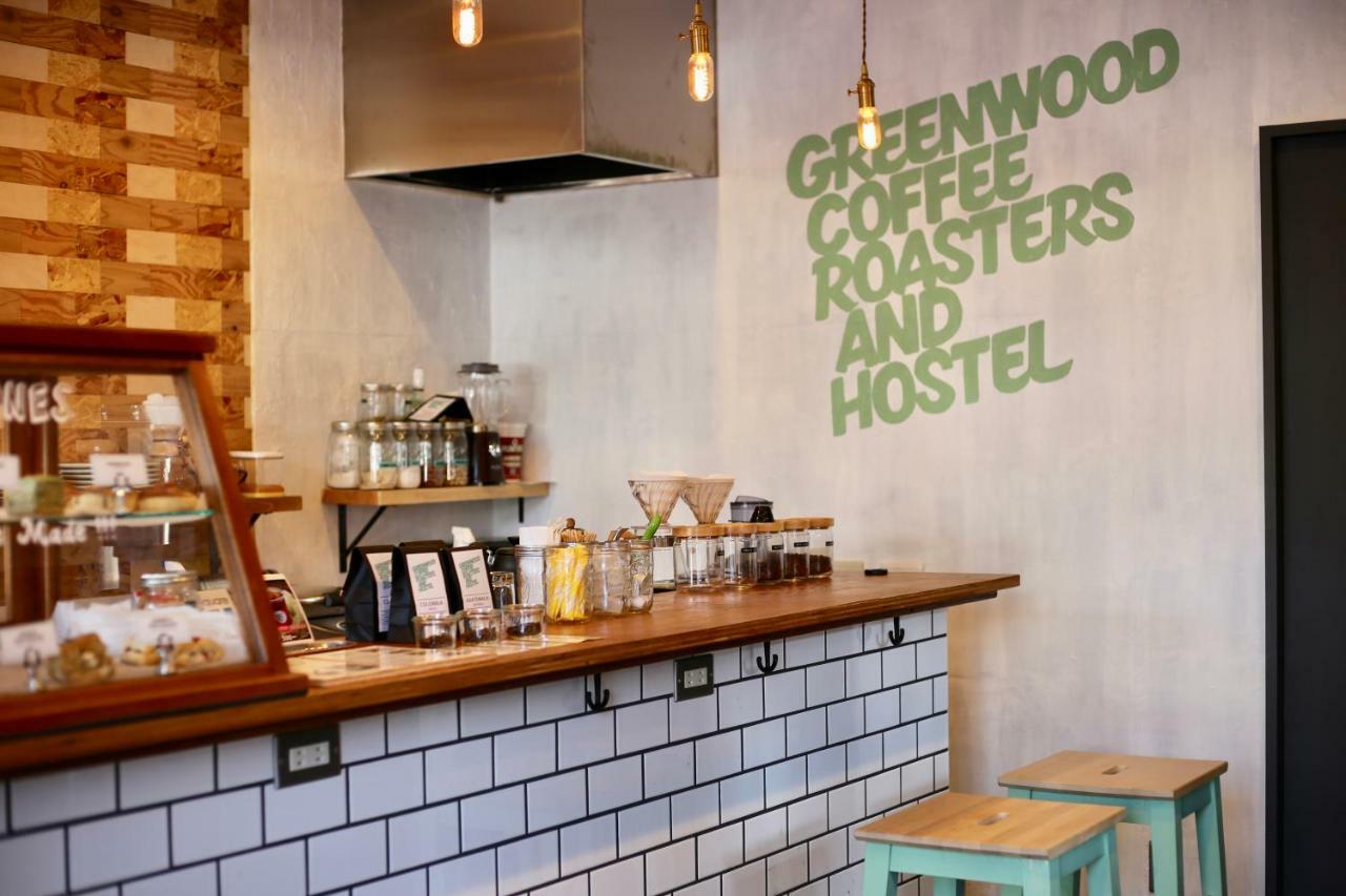 Greenwood Hostel Идзумисано Экстерьер фото